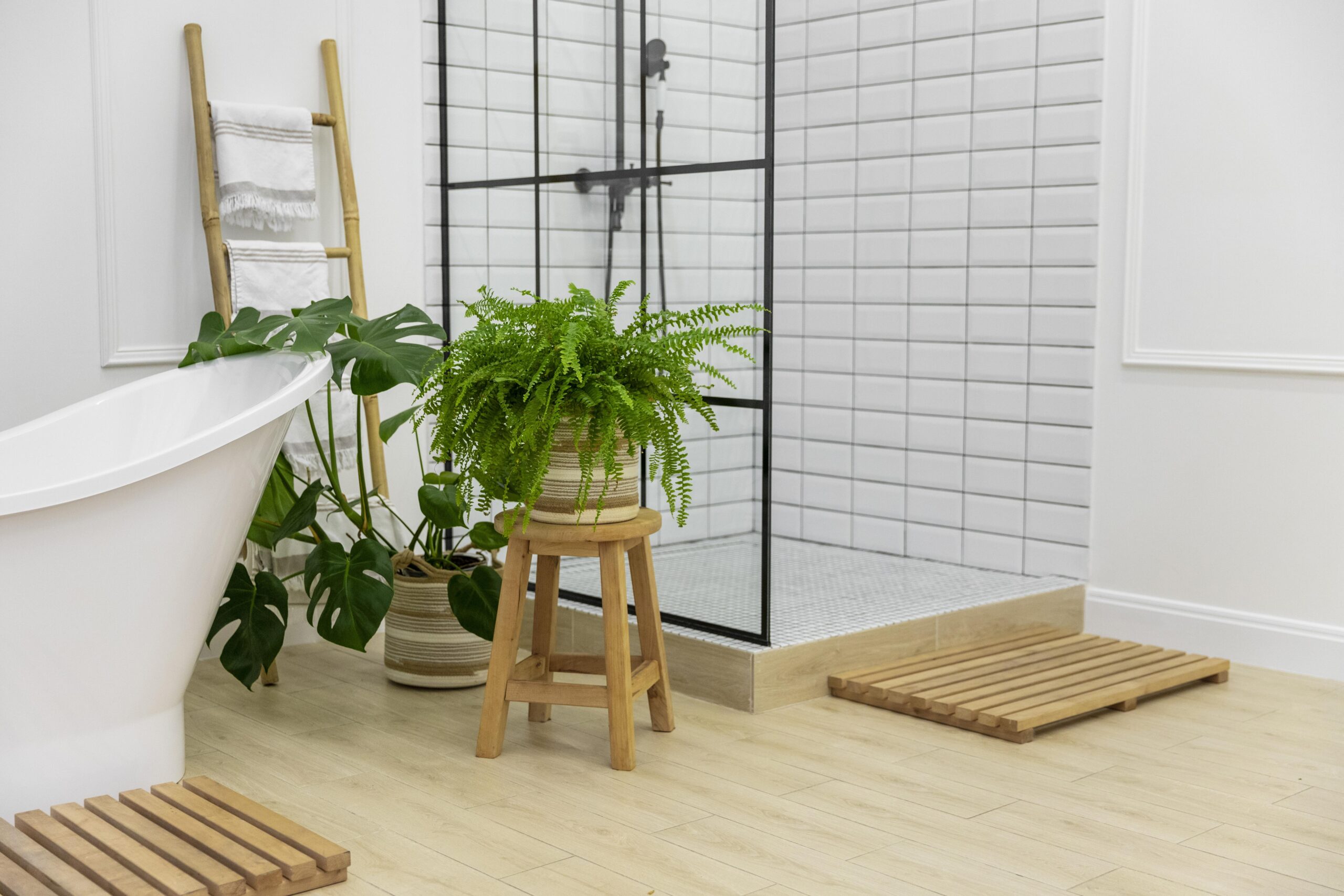  Kamar Mandi Sempit? Tenang, Ada Solusinya!